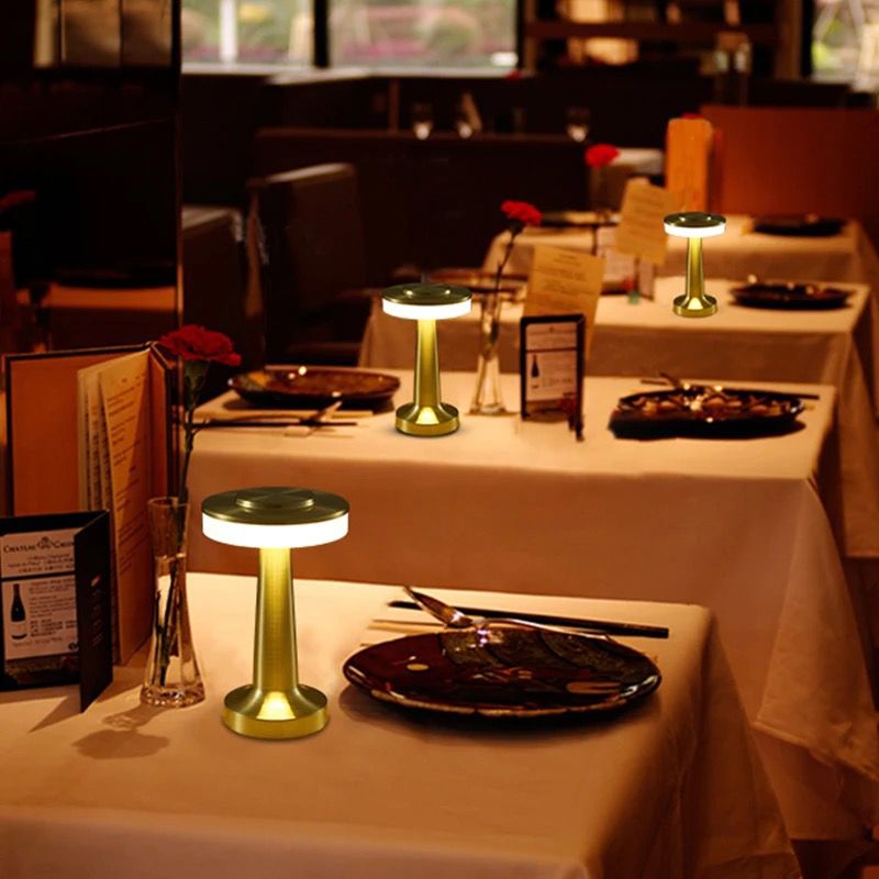 Lampe De Table Carol Dorée Rechargeable Lumière Ambiante LED Élégante