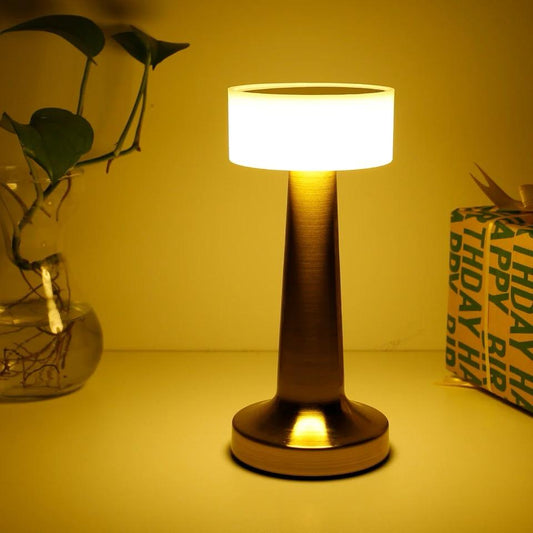 Lampe de Table Laura Gold Élégante Dorée avec Abat-Jour Tissu Classique