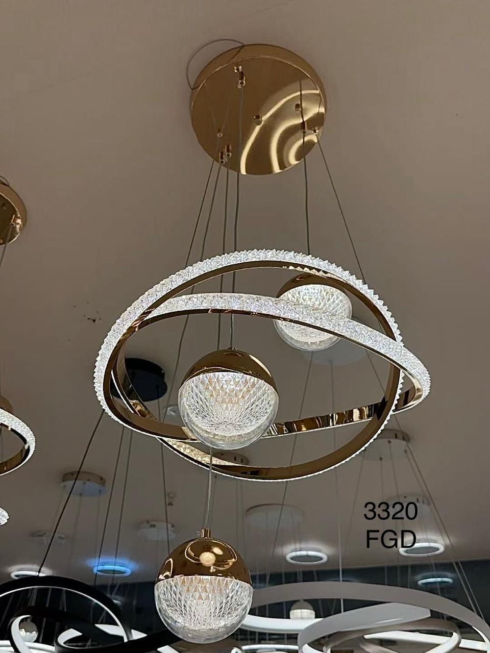 Suspension LED "Soraya" – Doré avec Boules Cristal