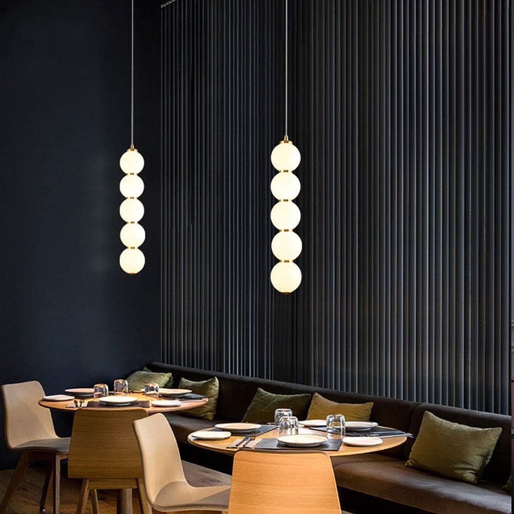 Suspension élégante multi-boules blanches motif doré chic design moderne