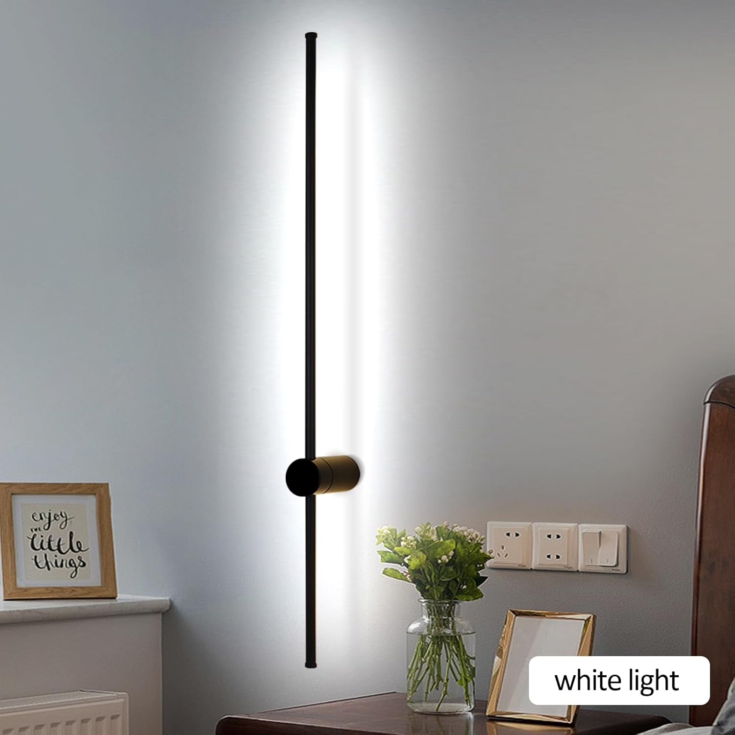 Applique Murale LED Linéaire Noire Élégante Design Moderne Lumineuse