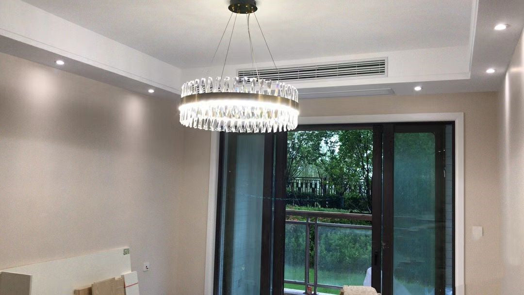 Lustre "Zahra" en Cristal et Métal Doré pour Salon