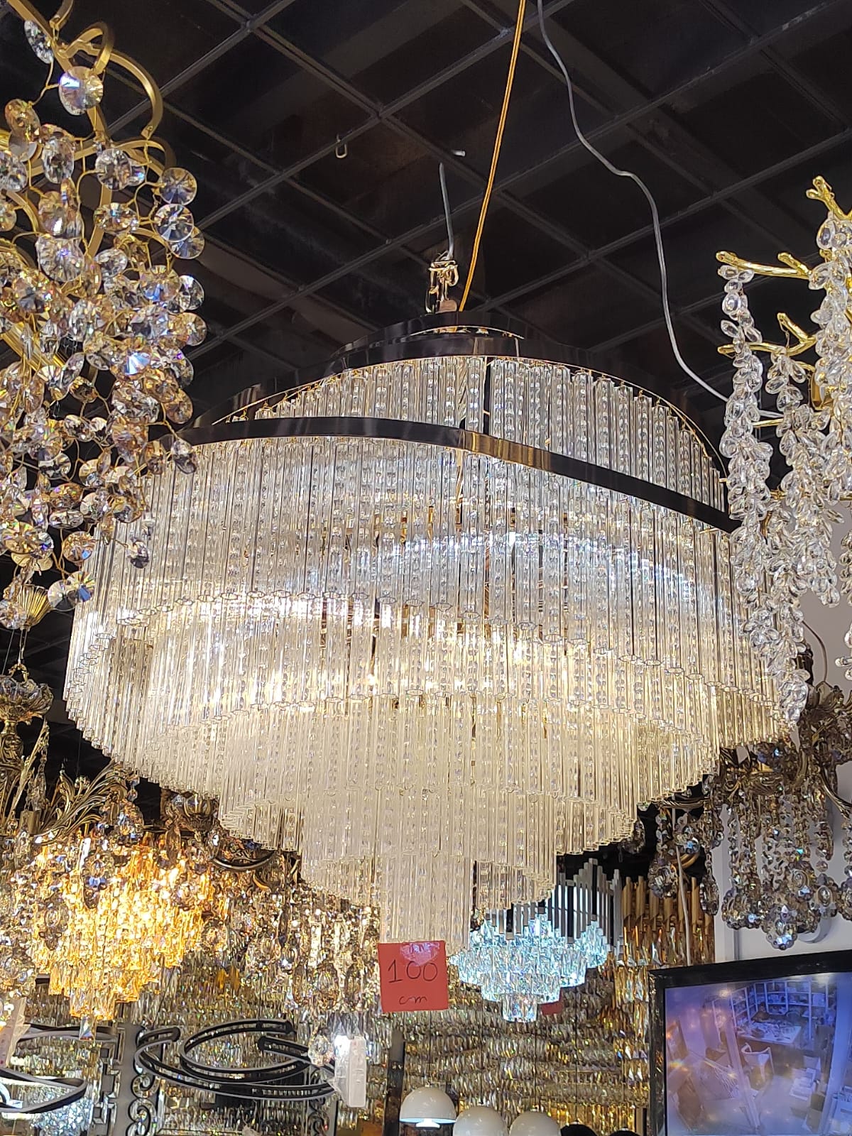 Lustre "Al Massira" en Cristal avec Finition Dorée