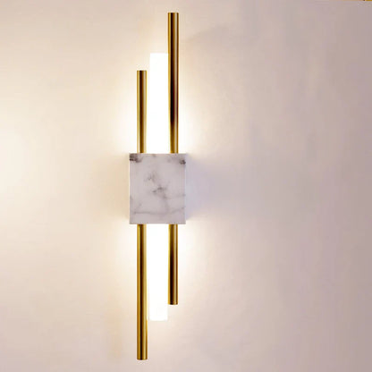 Applique Murale en Marbre Blanc Naturel et Laiton - Design Élégant Moderne