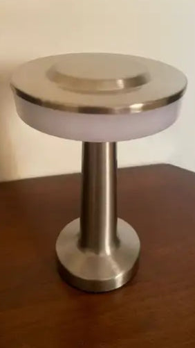 Lampe De Table Carol Argentée Rechargeable Lumière Ambiante LED Élégante